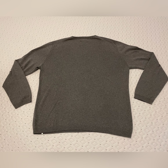 Calvin Klein Solid Grey V-Neck Pullover Sweater Cotton Modal Blend Men’s Large - Picture 6 of 8